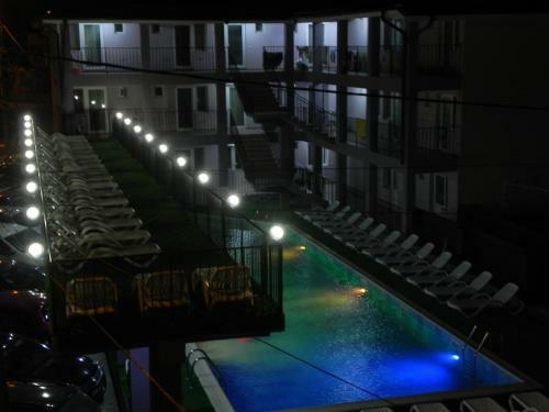 Hostal Aproape De Mare