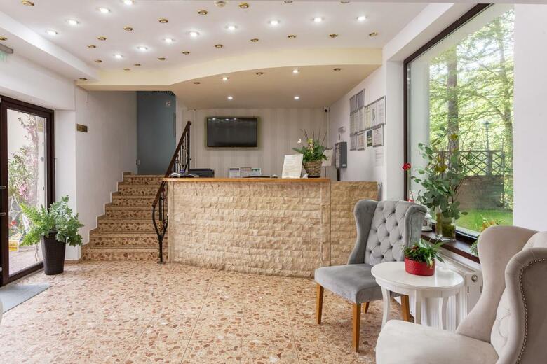 Hera Hotel