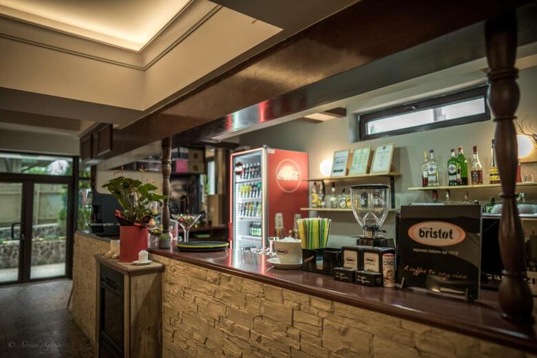 Hera Hotel