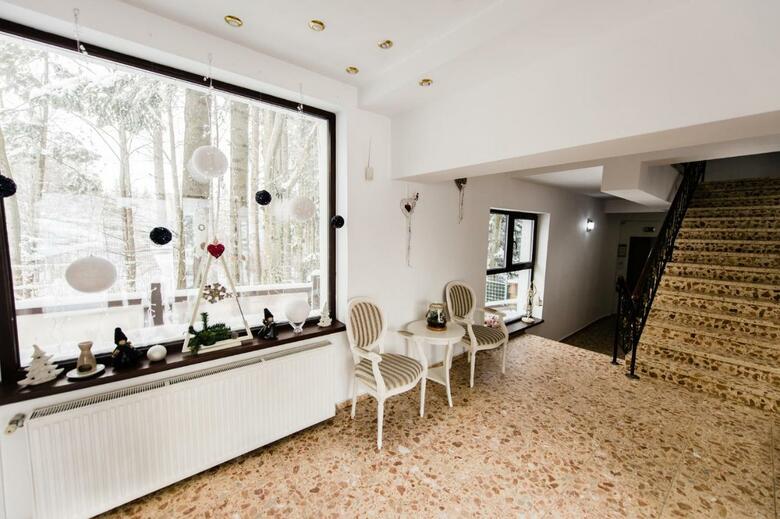 Hera Hotel