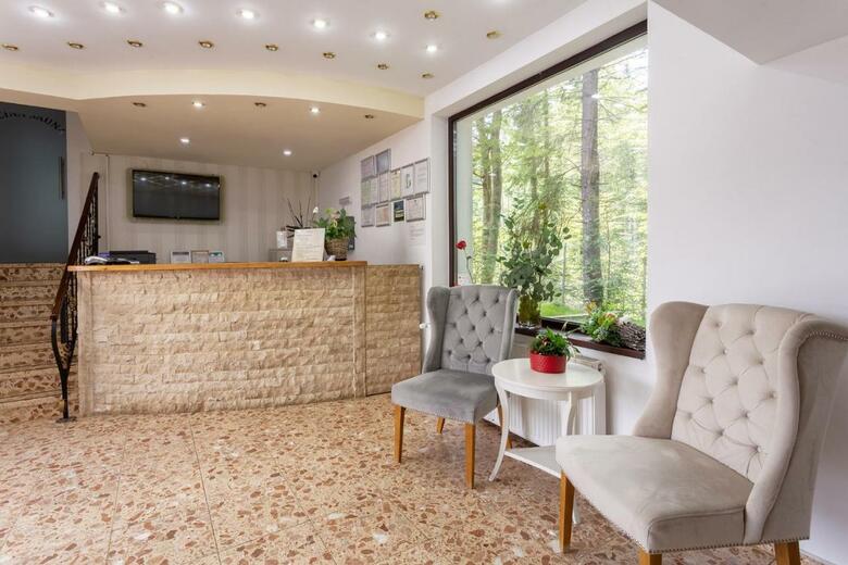 Hera Hotel