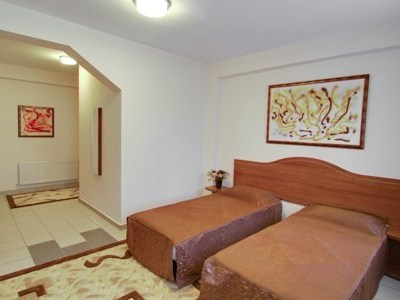 Tranzzit Hotel