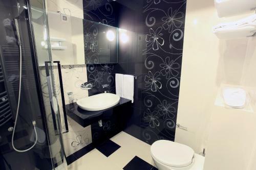 Ambiance Hotel