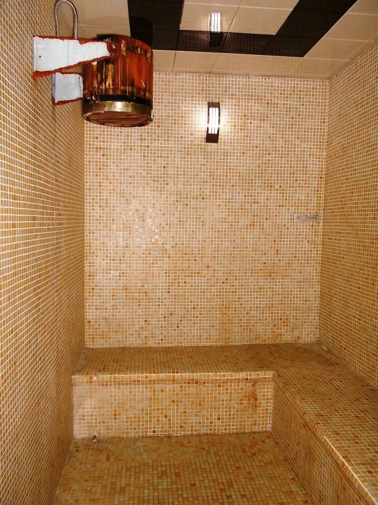 Issam Hotel & Spa