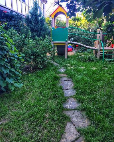 Hostal Villa Rose