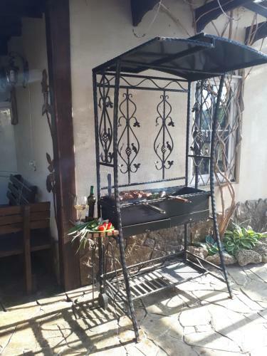 Hostal Villa Rose