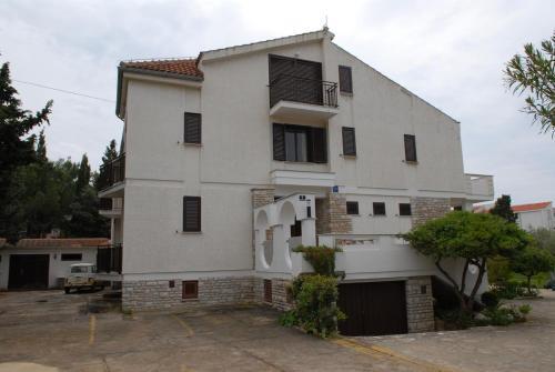 Apartments With A Swimming Pool Novalja, Pag - 213
