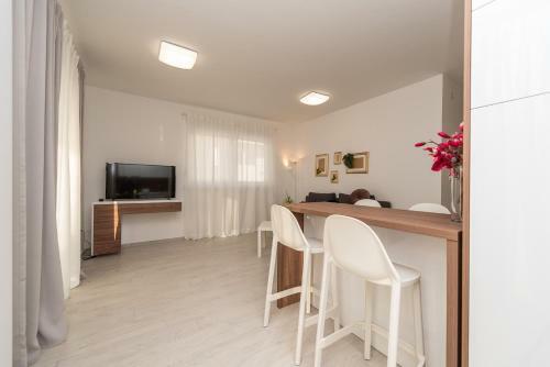 Apartamento Pool Villas Maris