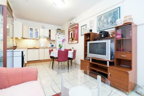 Apartment Marija Omis