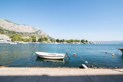 Apartment Marija Omis
