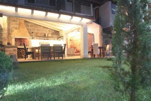 Rilovi? House
