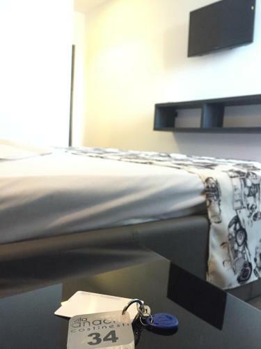 Hostal Anacris Guesthouse