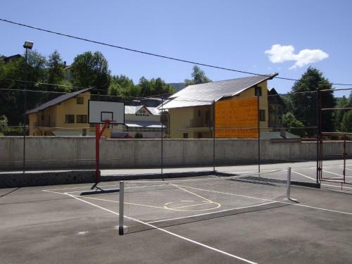 Hotel Complex Mona