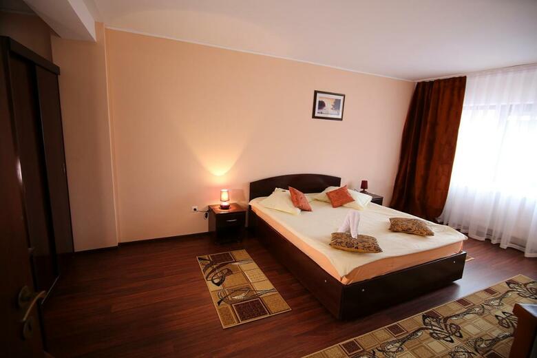 Ciric Hotel