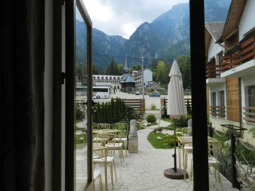 Hostal Villa Ermitage