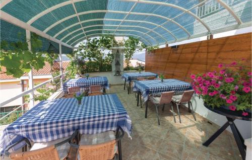 One-bedroom Apartment In Klek