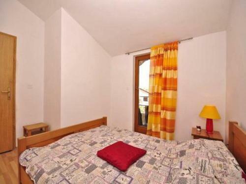 Apartments With A Parking Space Fazana - 13742