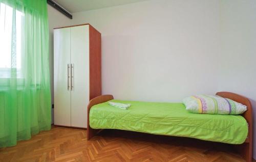 Apartments With A Parking Space Fazana - 13761
