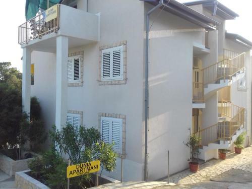 Apartments Dunja Hvar