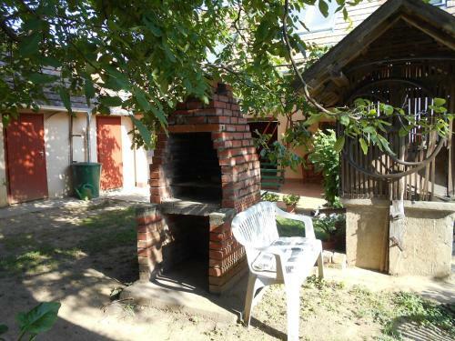 Apartment In Balatonbereny 18126