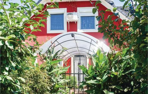 Four-bedroom Apartment In Balatonfenyves