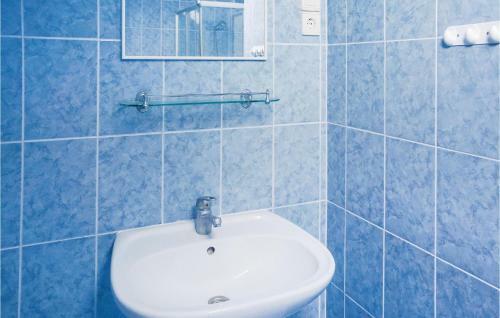 Four-bedroom Apartment In Balatonfenyves