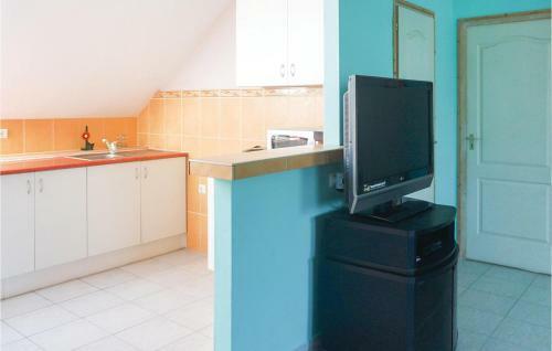 Four-bedroom Apartment In Balatonfenyves