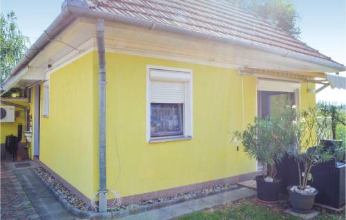 One-bedroom Holiday Home In Balatonboglar