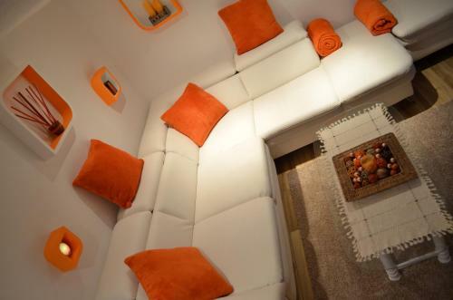 Champion Apartment