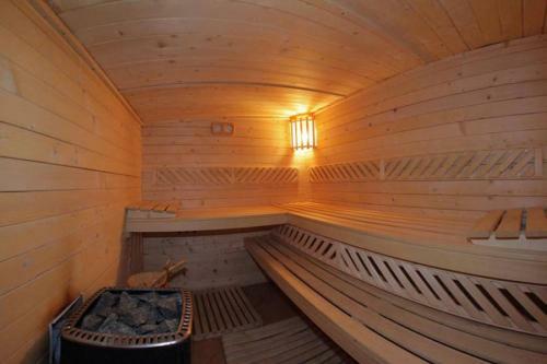 Hostal Pensiunea Lucia