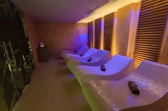 Hotel Roman Plaza