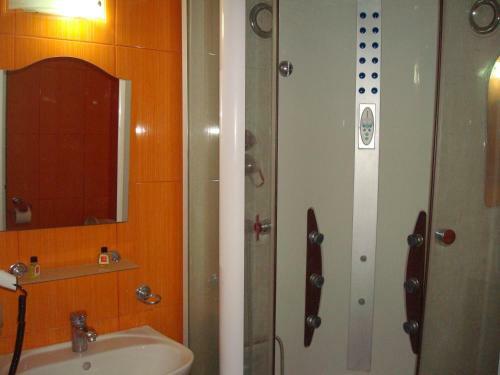Hotel Prestige