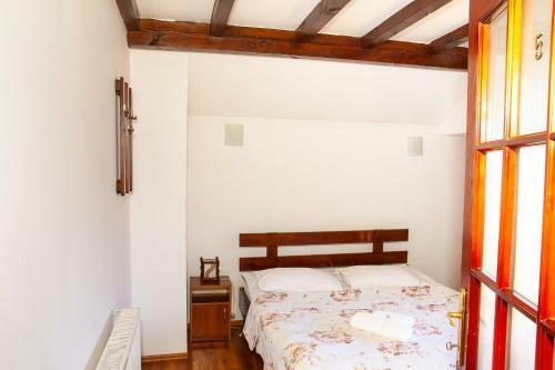 Hostal Rustic Argesean