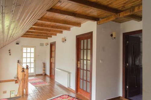 Hostal Rustic Argesean