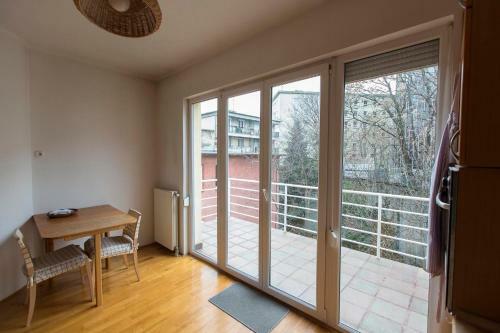 Naphegy Apartment