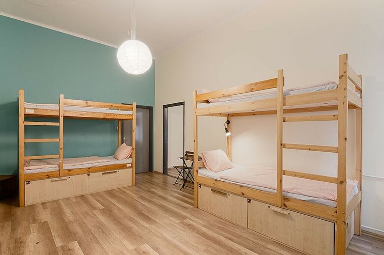 Albergue Goodmo House