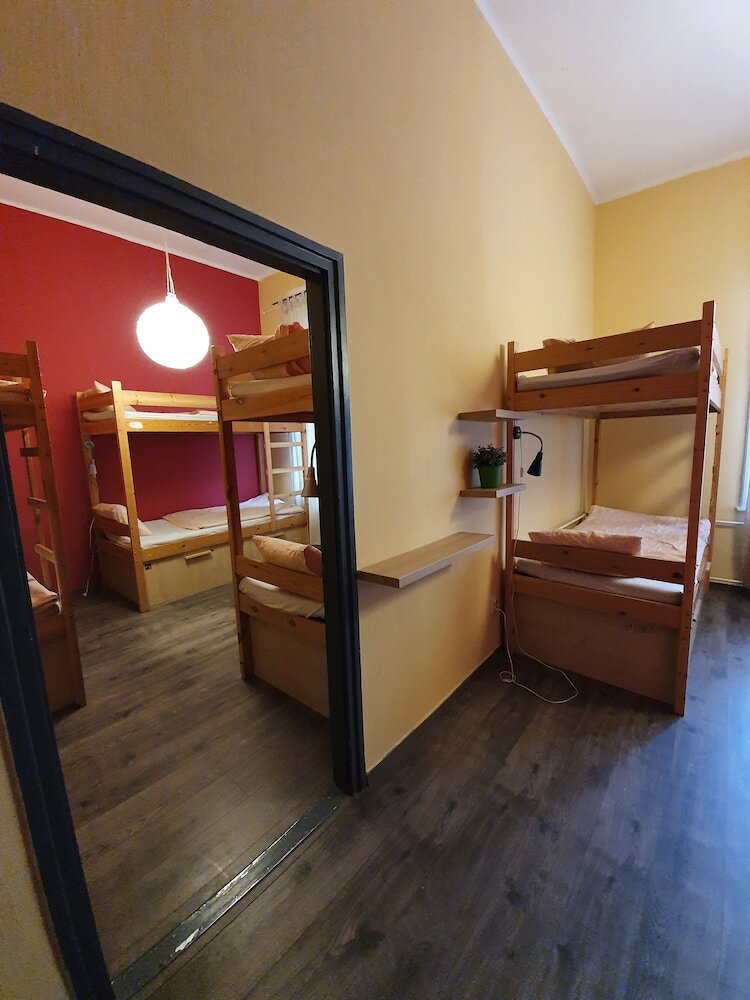 Albergue Goodmo House