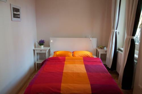 Broadway Gem Apartment