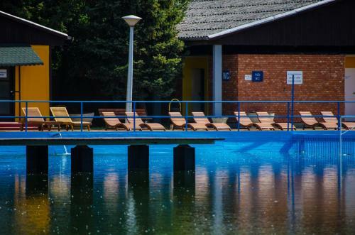 Sziks�sf�rd? Strand �s Kemping
