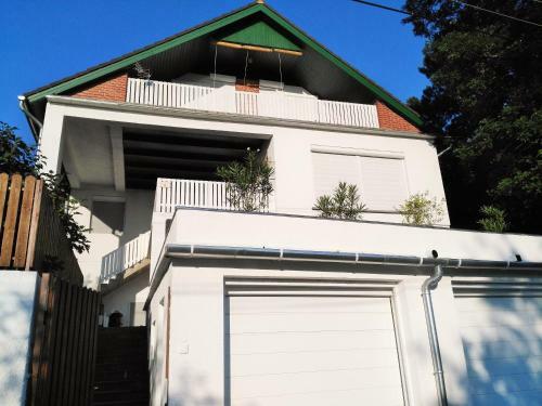�va Apartman