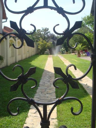 Hostal Villa Harkany