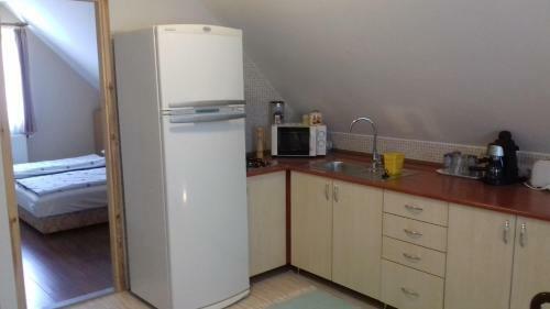Eszter Apartmanh�z