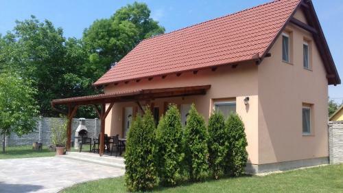Eszter Apartmanh�z