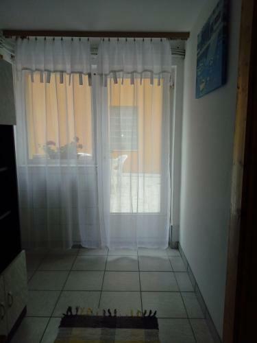 Di�na Vend�gh�z