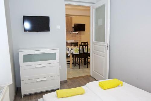 Zoli Apartmanok-timi K�lcsey 34-36