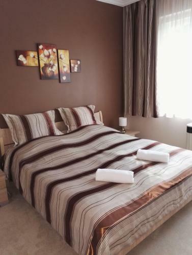 Ad�l Apartman