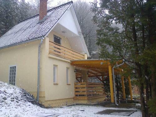 Hostal Borosty�n Vend�gh�z