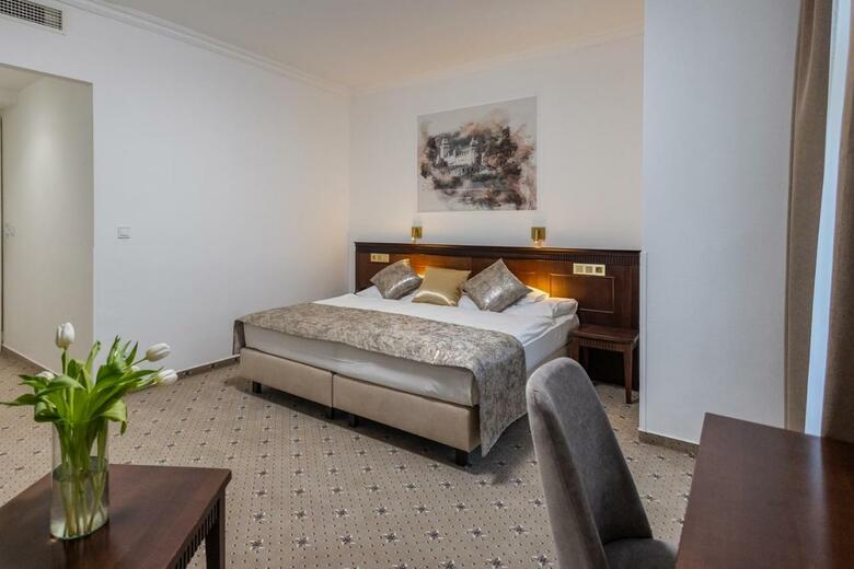 Hunguest Hotel Palota
