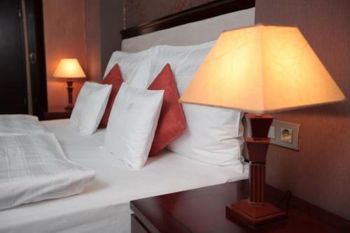 Colosseum Hotel