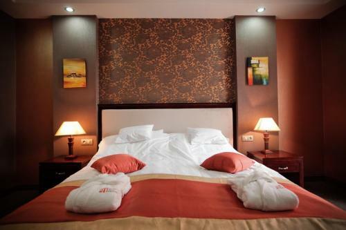 Colosseum Hotel